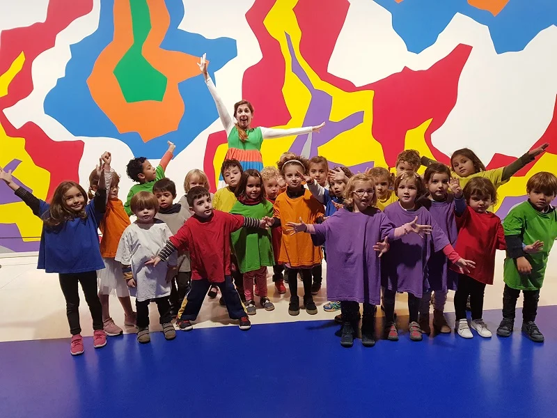 Visita de P4 al Mural del Sol Lewitt