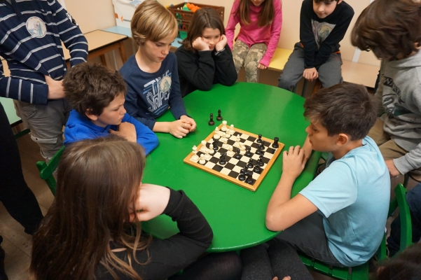 Sant Jordi 2019: el torneig d’escacs i ping pong